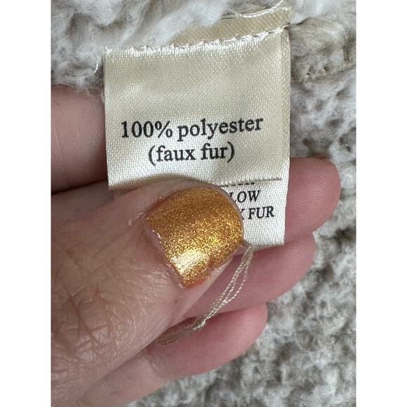 Dylan beige faux leather Sherpa lined cross front vest size Large - Picture 4 of 11